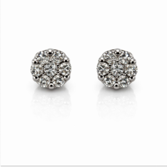 18 KT Gold Elegant Diamond Stud Earrings
