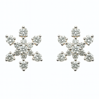 18 KT Diamond Flower Stud Earrings