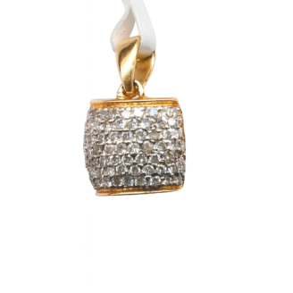 18 KT Diamond Regal Brilliance Pendant