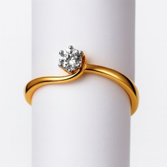 18 KT Gold Solitaire Diamond Ring