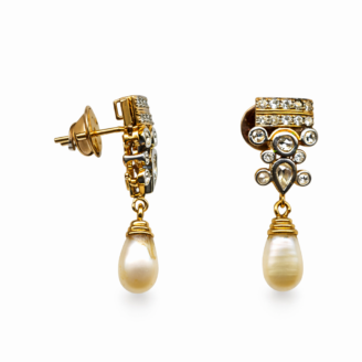 18 KT Gold Classic Pearl & Diamond Earrings
