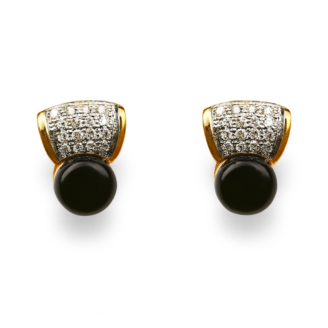 18 KT Gold Stone Onyx & Diamond Stud Earrings