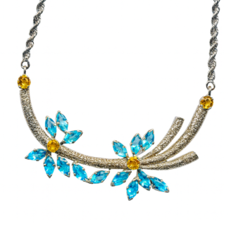 18 KT Gold Diamond Contemporary Blossom Necklace